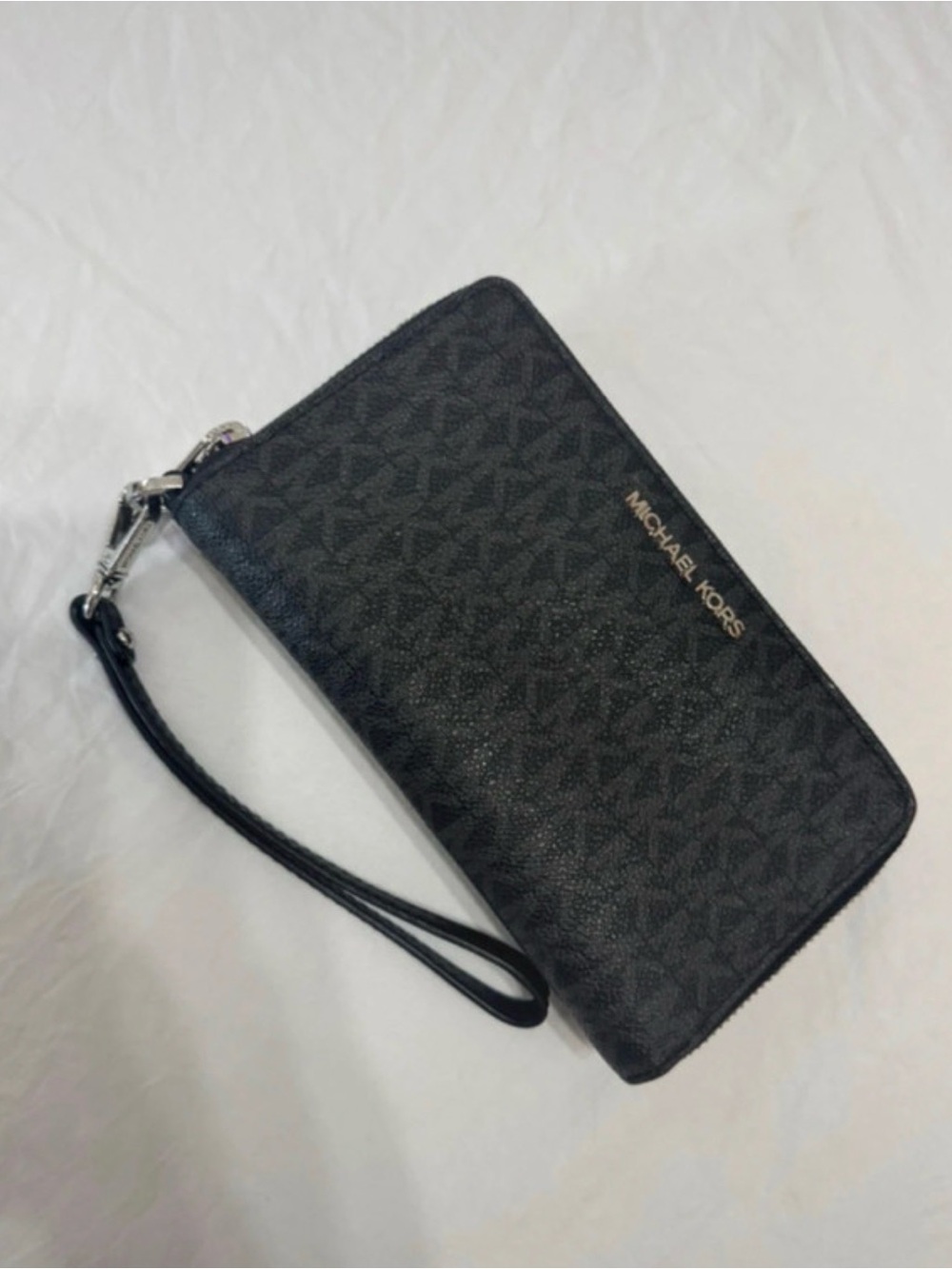 Michael Kors Black Signature Zip-Around Wristlet